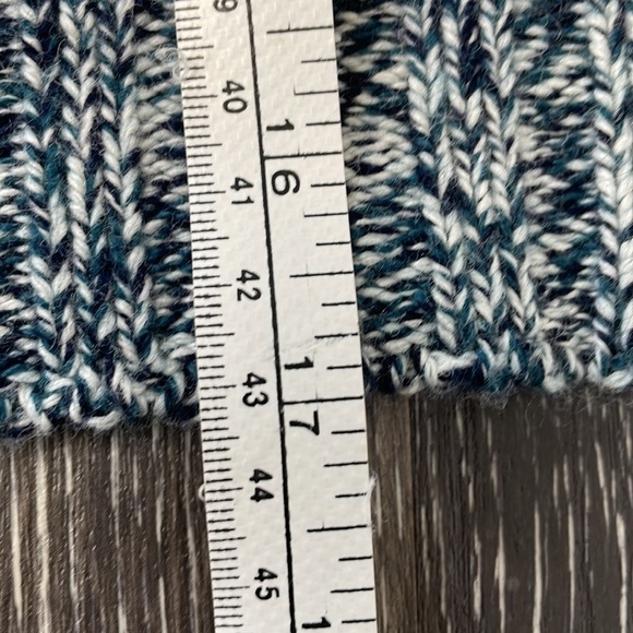 Club Monaco Crop Top Sweater NWOT Wool Blend - Picture 11 of 12
